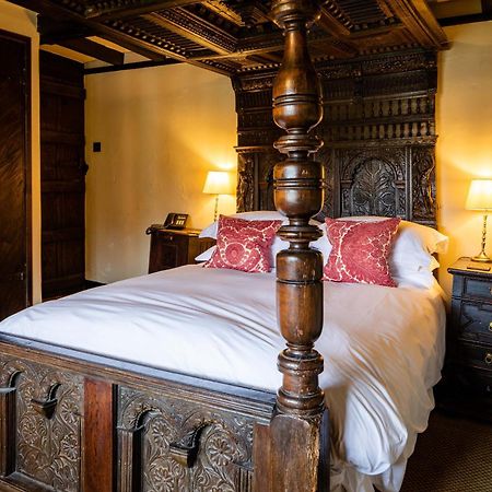 The Crown Inn Чиддингфолд Экстерьер фото