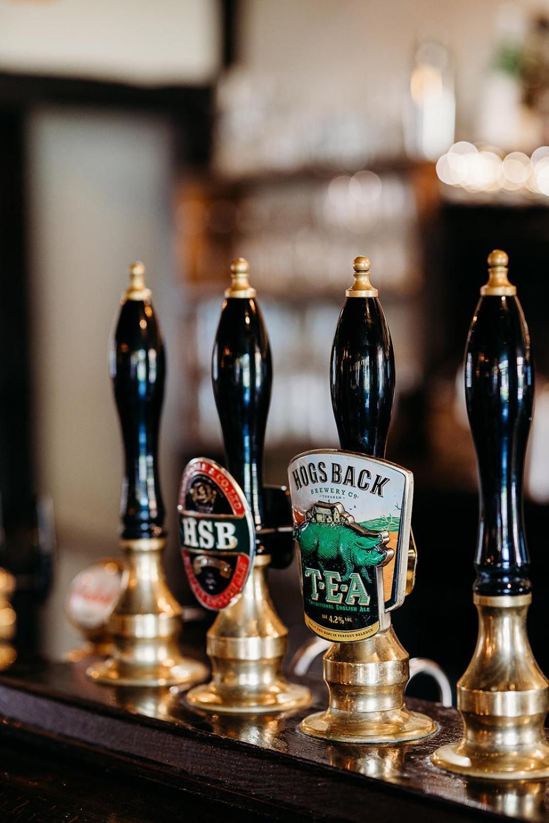 The Crown Inn Чиддингфолд Экстерьер фото