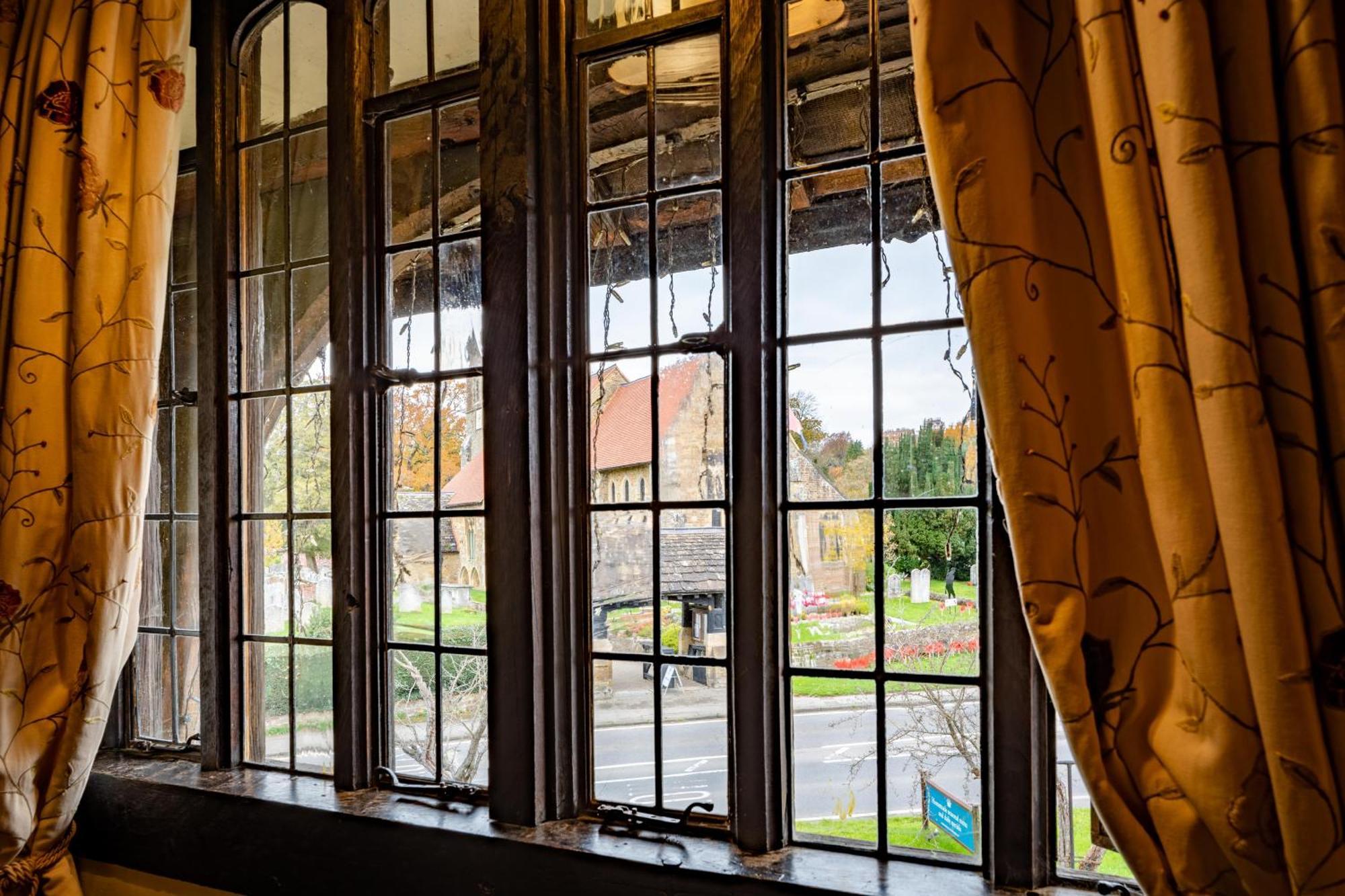 The Crown Inn Чиддингфолд Номер фото